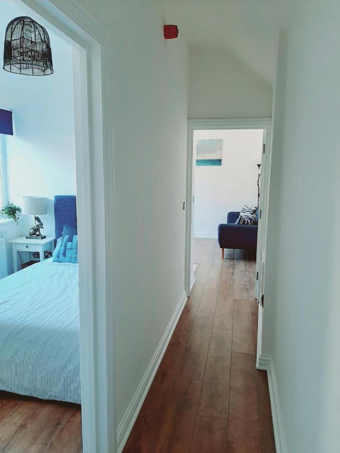 Cosy 1 Bedroom Apartment In The Heart Of Ландъндо Екстериор снимка