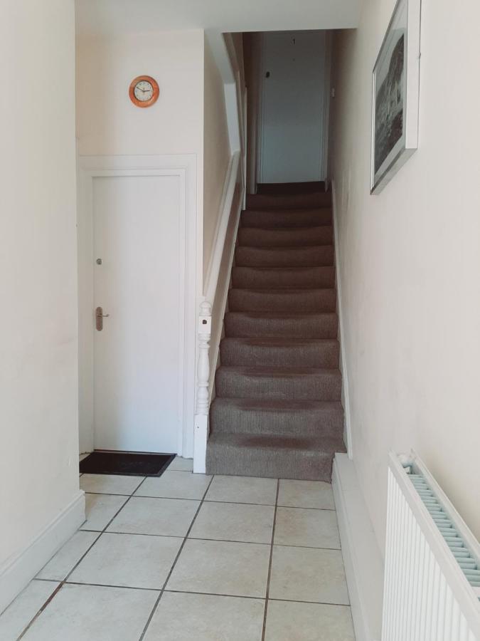 Cosy 1 Bedroom Apartment In The Heart Of Ландъндо Екстериор снимка